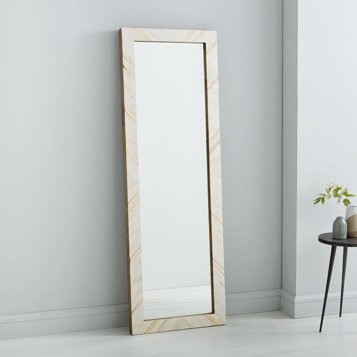 Where To Hang A Full Length Mirror, How To Place A Floor Mirror