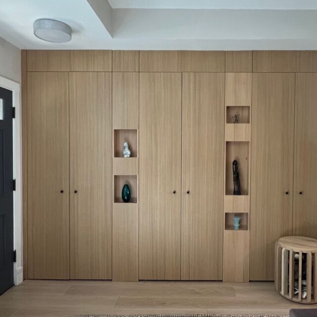 Are built-ins worth a $10k+ splurge? 🤔💸 ⁠
⁠
In Seattle, even a simple built-in can cost a whopping $10k! 😱 (though of course there are fabulous IKEA and other DIY hacks for the handy and budget-conscious!!)⁠
⁠
Before you dive in, ask yourself: "Will this bring my home enough peace and zen to justify the investment, or just empty my wallet without solving any problems?" 💸💆‍♂️ ⁠
⁠
Weighing the investment against whether it will truly lower your blood pressure, reduce the arguments in the house, and create the calm environment you need can help determine if this is the right change to make in your home.⁠
⁠
Think about your household dynamics too—will everyone actually USE those perfectly organized cubbies? 🏡💭 Or will YOU find yourself putting everything away? 🦸‍♀️✨ ⁠
⁠
Don't get me wrong, built-ins can be game-changers, but only if they fit YOUR lifestyle like a glove! 👠💼 It always comes down to what you need from your home, then figuring out the most time and money-effective way of getting there. ⁠
⁠
Happily, sometimes that means building out a STUNNING entry cabinet like we did here for one of our SERIOUSLY HAPPY clients. 🙌 😀 Who wouldn't love to come home to this calm oasis? 🏝️ ⁠ Happy sigh! 😌 It's like a massage for my eyeballs! 👀 💆‍♀️ ⁠
⁠
--⁠
⁠
Celebrating 17 years of helping folks create their happy place! 😊⁠ Need help getting happier at home? Find my book *Happy Starts at Home* on Amazon 🙌 ⁠
⁠
#BuiltIns #Decluttering #HomeOrganization #SeattleLiving #BudgetFriendly #InteriorDesignTips #neuroaesthetics #homedesign #interiordesign #realhomesofinsta #wellnessdesign #biophilia #homerenovation #housegoals #scienceofdesign #happystartsathome #amazon #amazonbooks #booksofinsta #authorsofinsta #selfhelp @rylandpetersandsmall #📚 #📖 #📕 ⁠
⁠